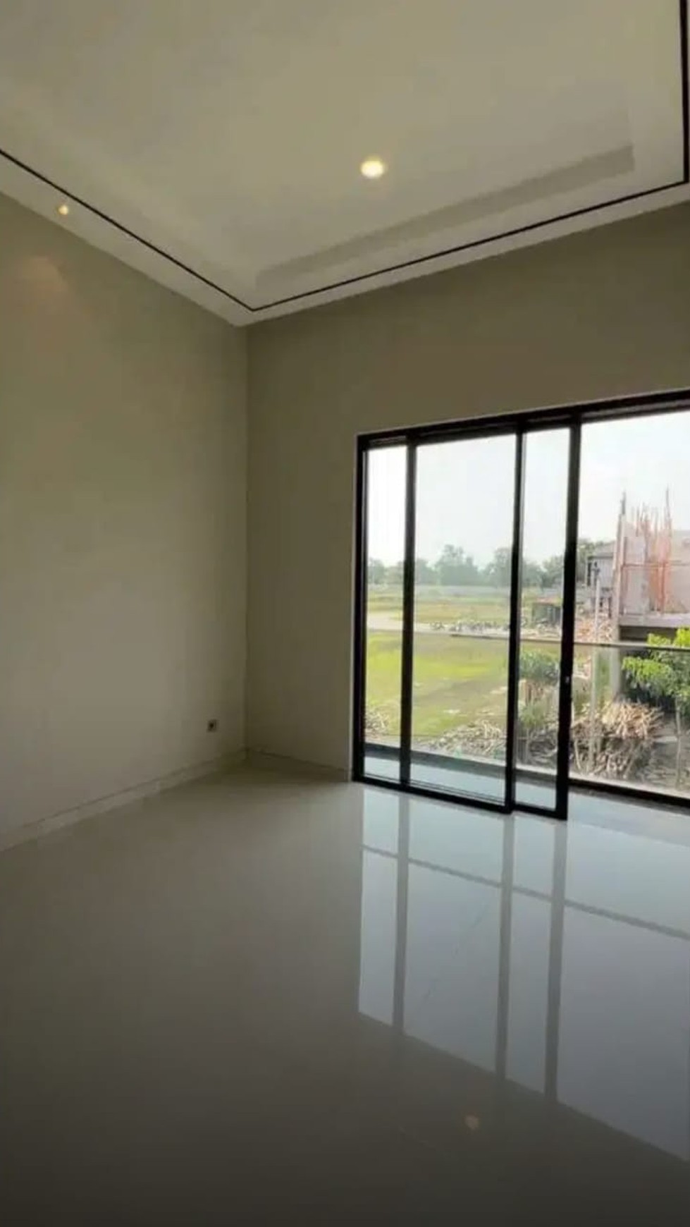 Dijual Rumah Baru Modern *Citraland Utama - area Woodland- Waterfront -Eastwood