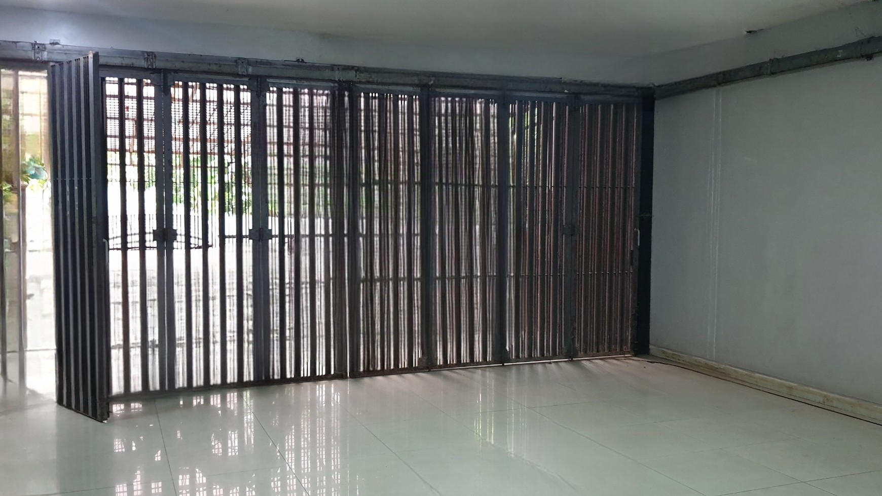 Rumah Asri Sejuk di Kemang Pratama 2 Siap Huni Bekasi