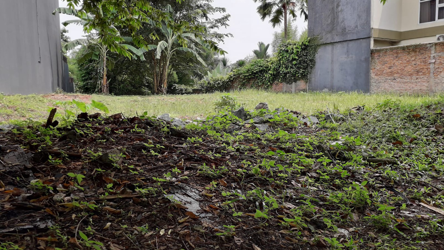 Tanah kavling dalam Cluster Castle Garden 