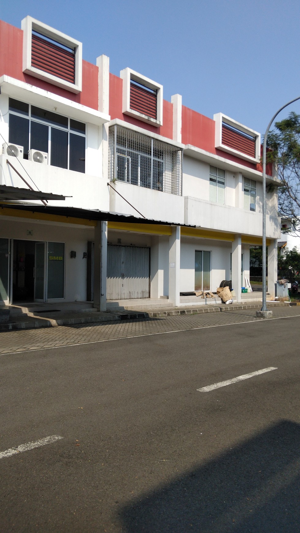 Ruko 2 lantai  di cibubur country ,sangat strategis harga nego