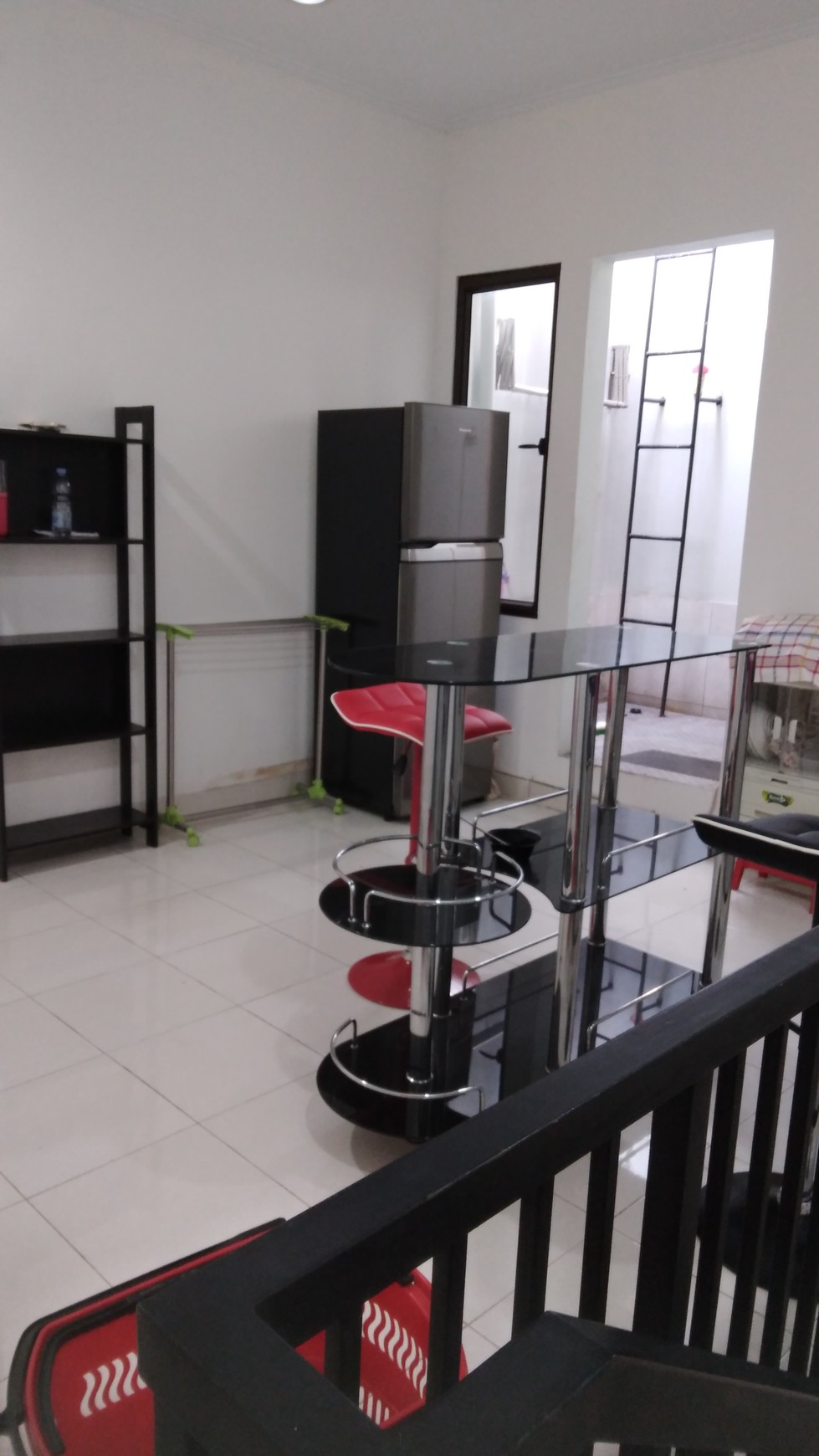 Ruko 2 lantai  di cibubur country ,sangat strategis harga nego