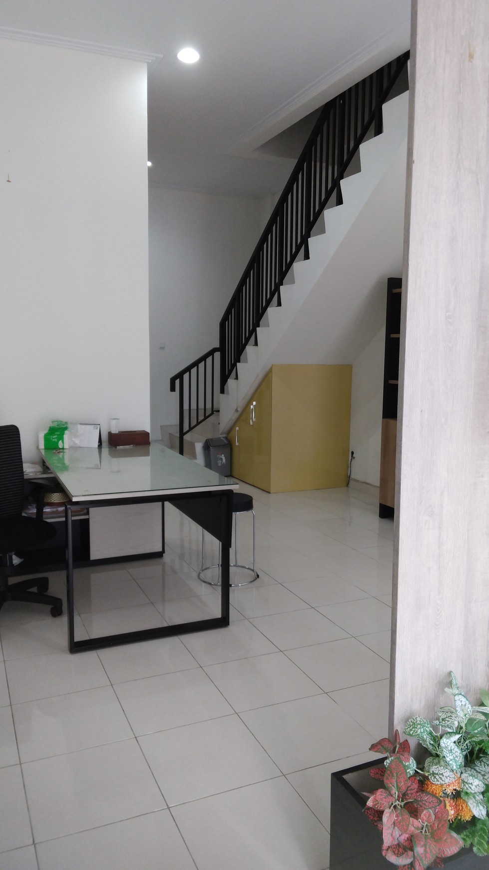 Ruko 2 lantai  di cibubur country ,sangat strategis harga nego