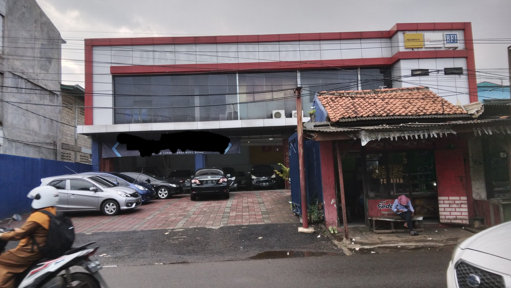 Showroom di bekasi mustika jaya,cocok untuk usaha