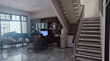 Rumah Janur Indah . seberang Mall kelapa Gading . 