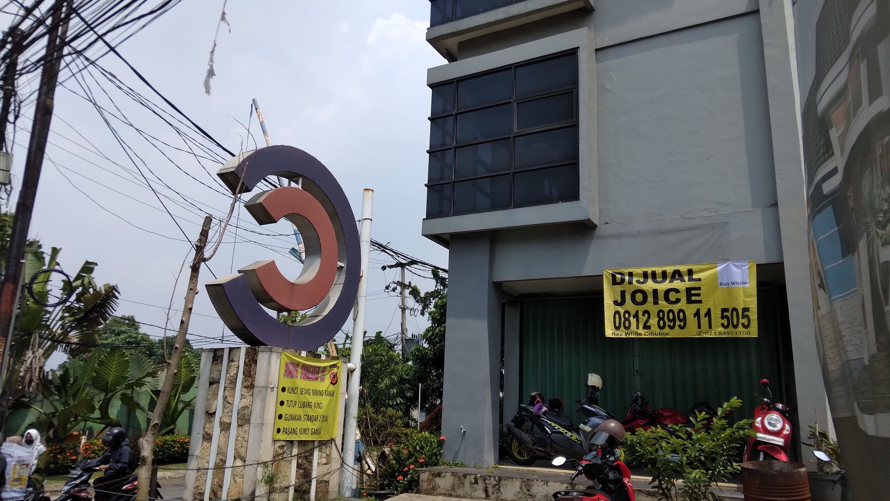 Ruko 3 lantai di Cibubur city harga nego