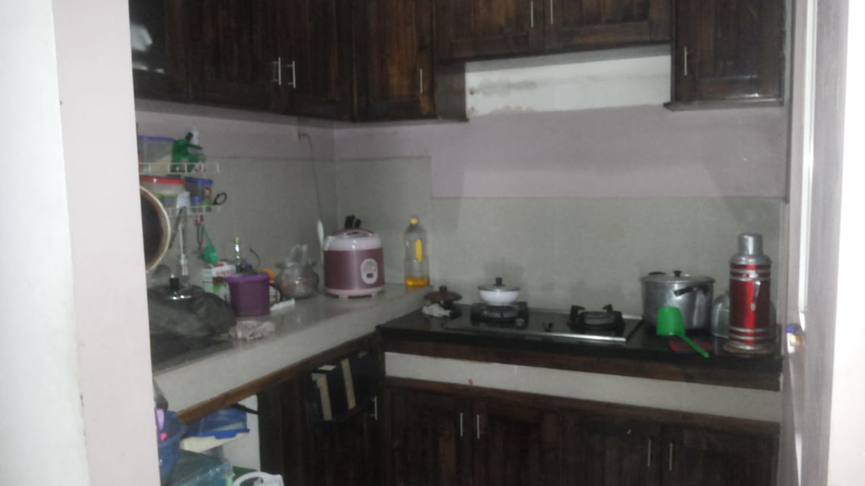 Di jual rumah 2 lantai di Jati Asih Bekasi