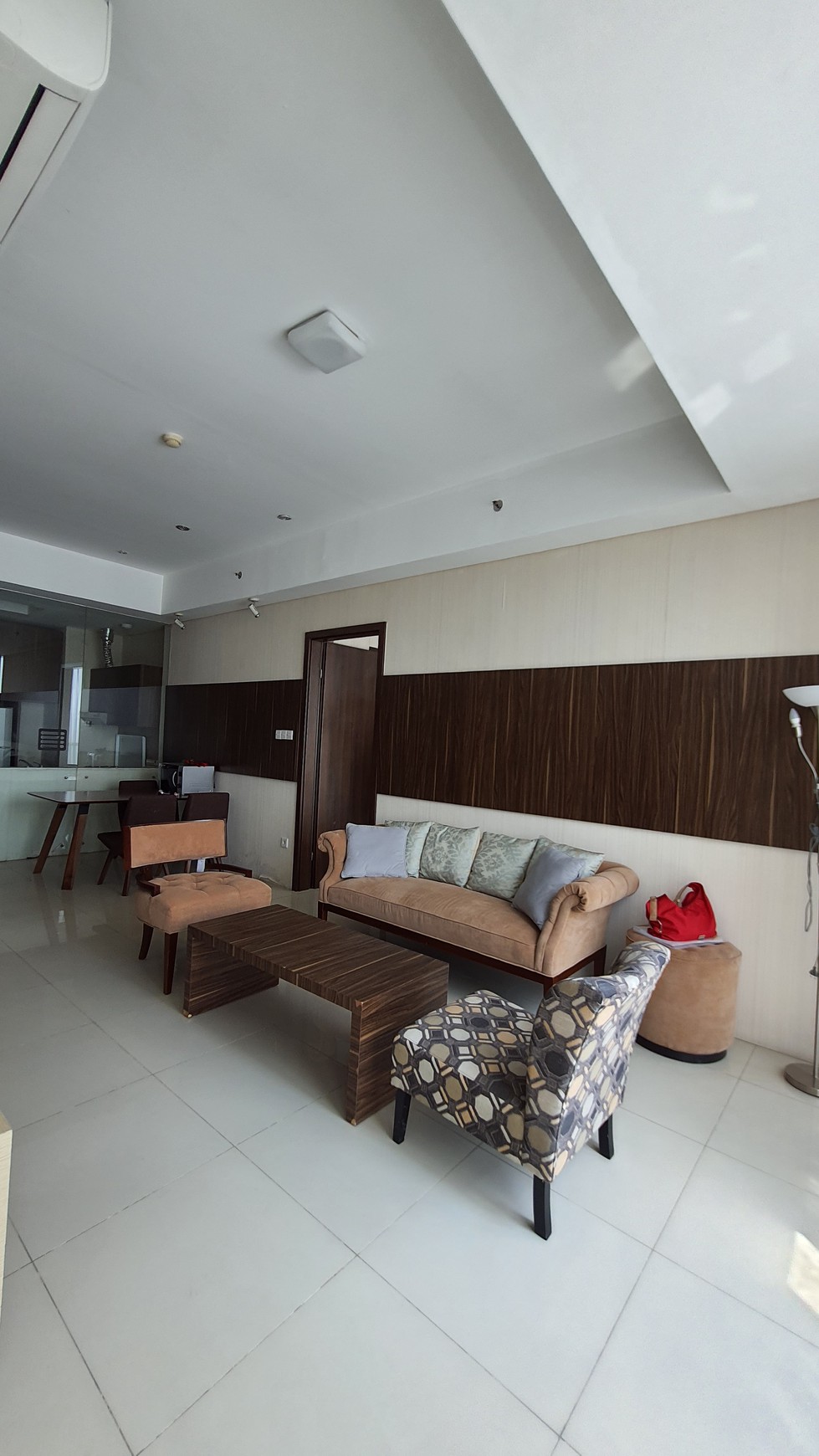 1 Unit 2 BR di Tower Empire Kemang Village Apartment