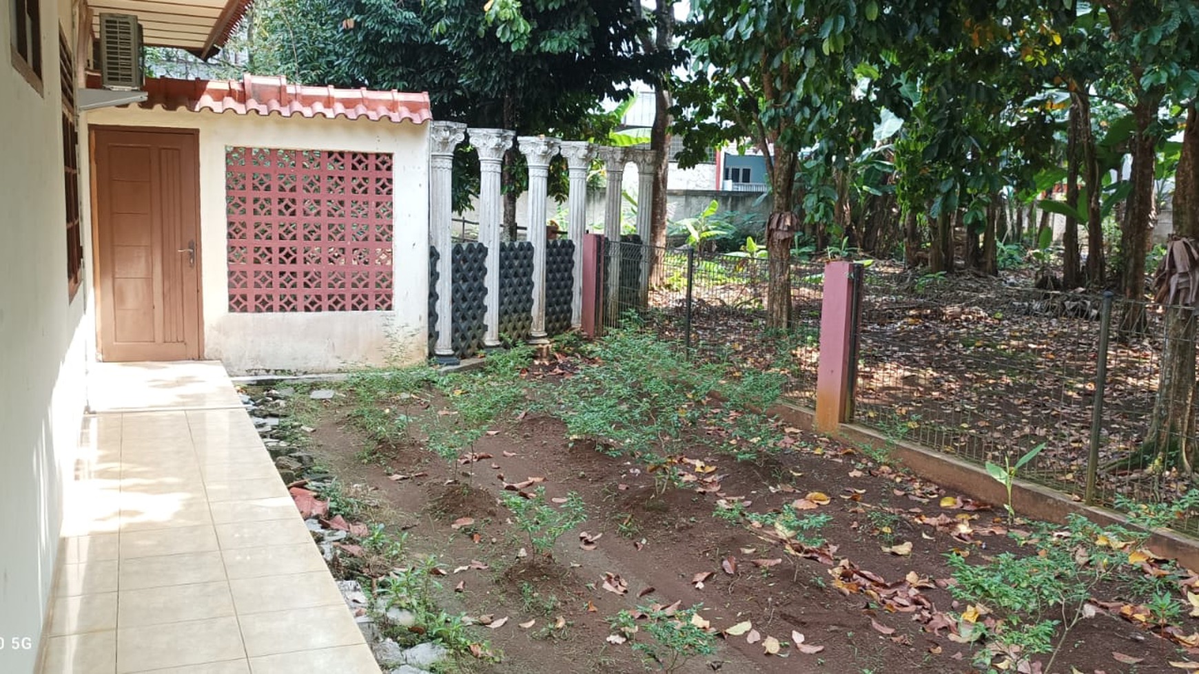 Rumah hitung tanah dg Lt 3945m2 bisa utk gudang cluster,dekat Kampus 2 UNPAM Buaran Serpong Tangsel. 