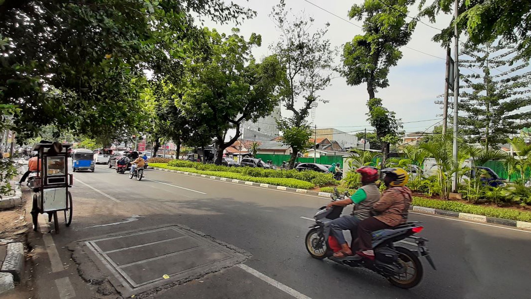 Ruko 2 lantai cocok untuk Usaha & Kantor di Bungur Besar Raya