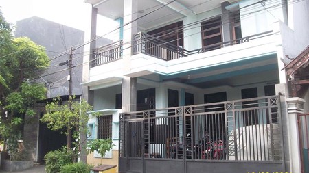 Rumah di Kutisari Indah Utara Surabaya Selatan, 2 Lantai, Siap Huni...bisa disewakan !!!