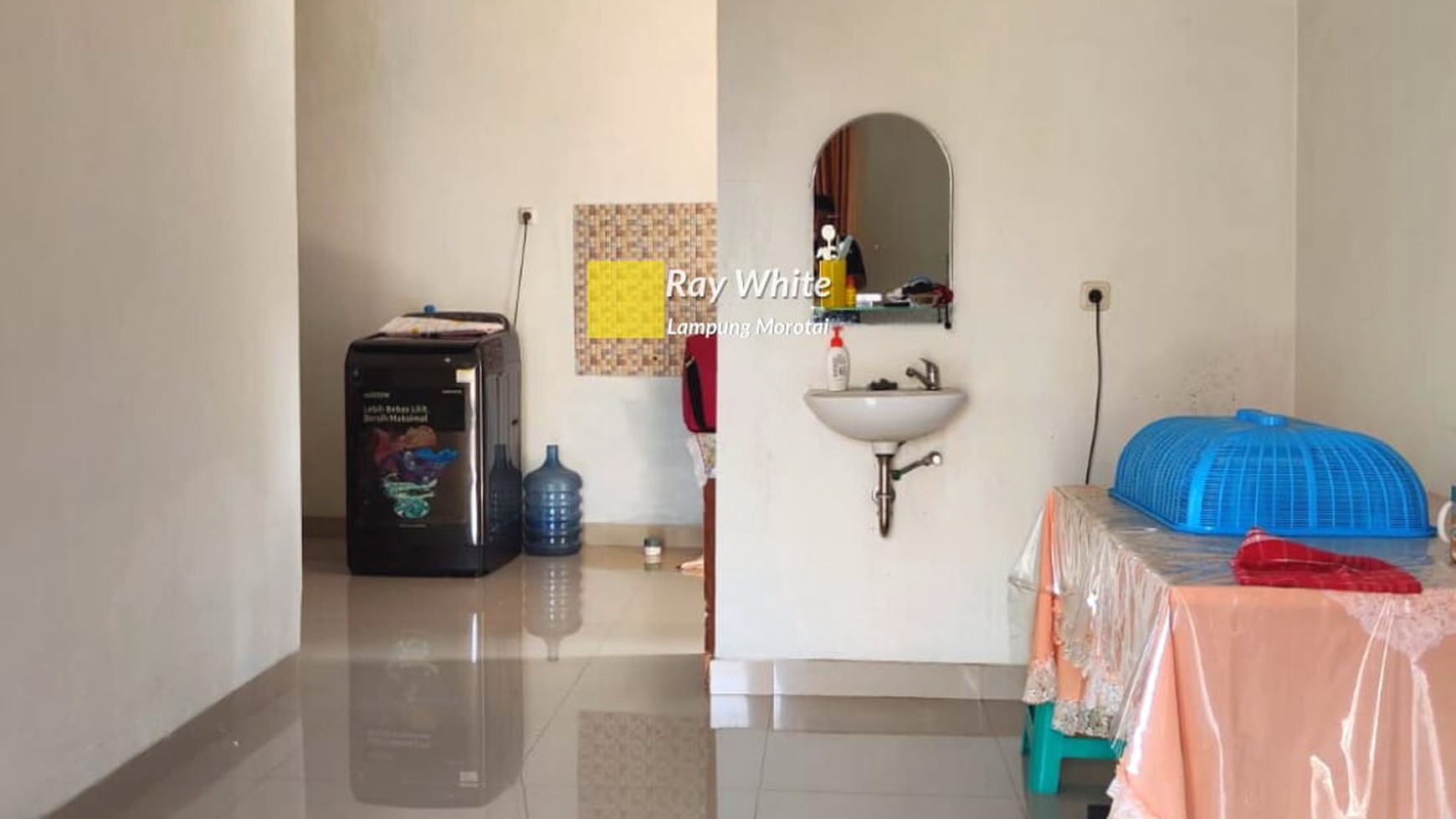 Dijual Rumah Plus Kos-Kos-an vr