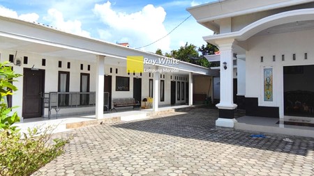 Dijual Rumah Plus Kos-Kos-an vr