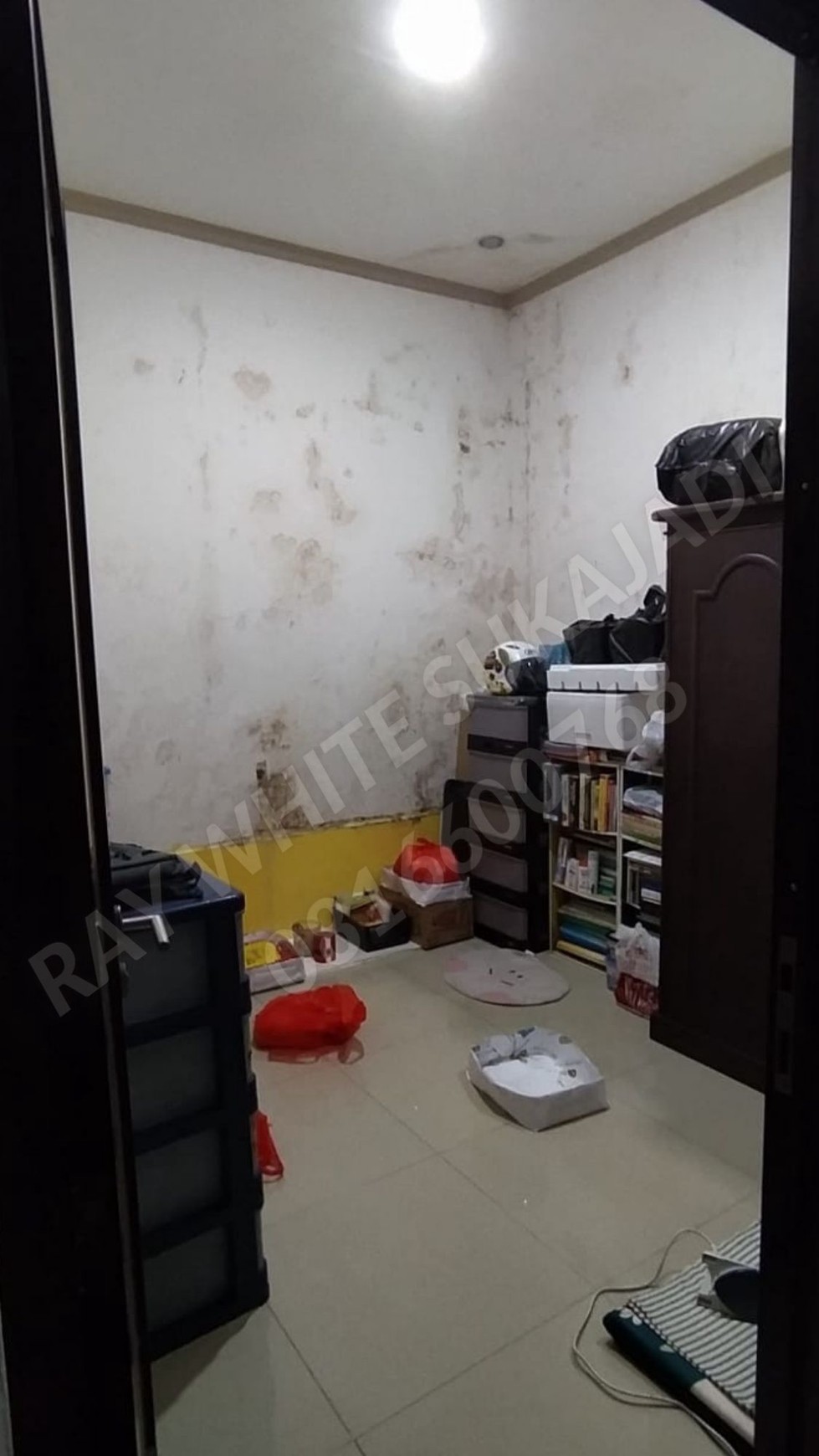 Dijual Rumah startegis tengah kota Jl Emung