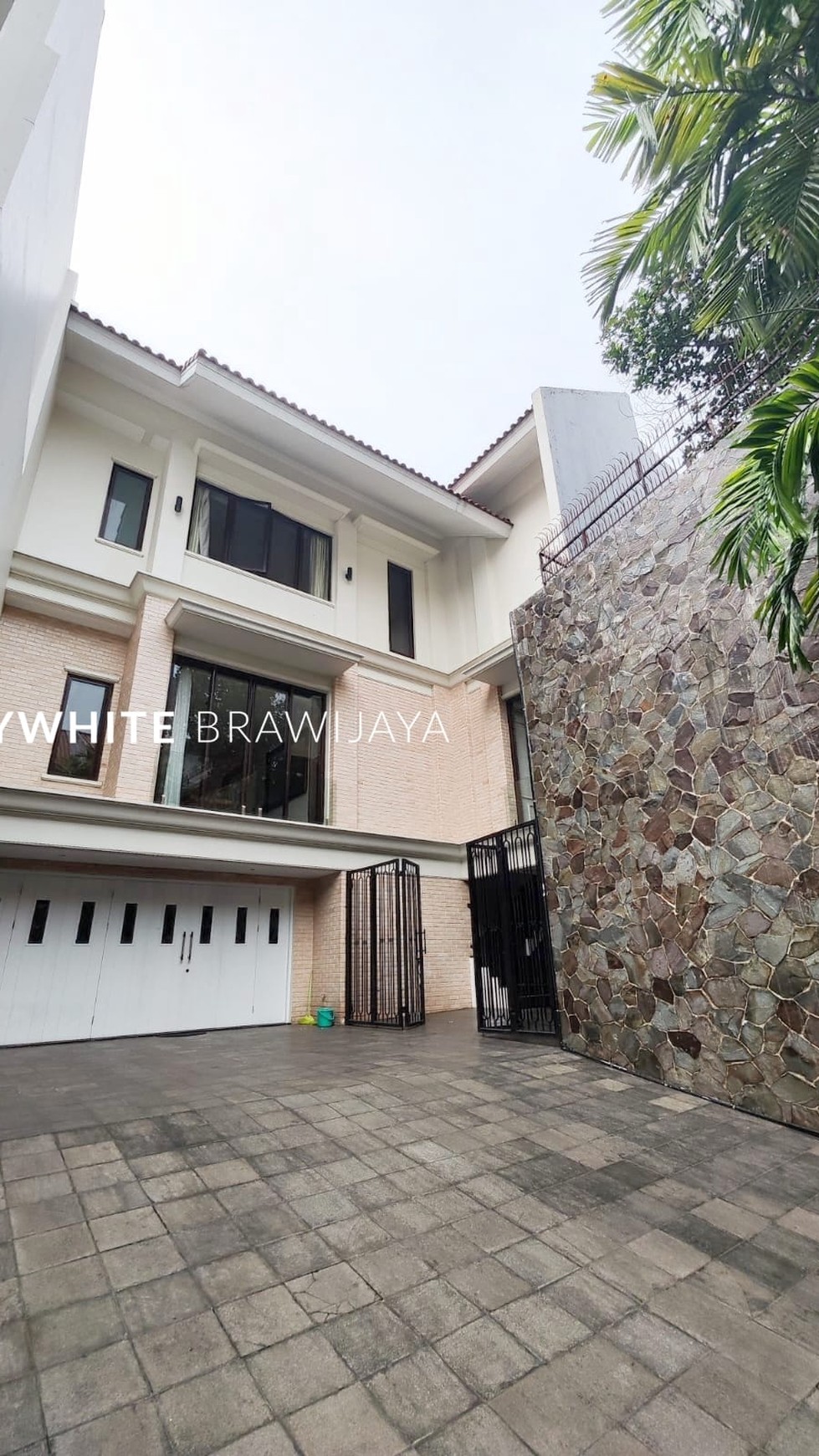 Bangka Kemang - Townhouse dalam Kompleks Exclusive