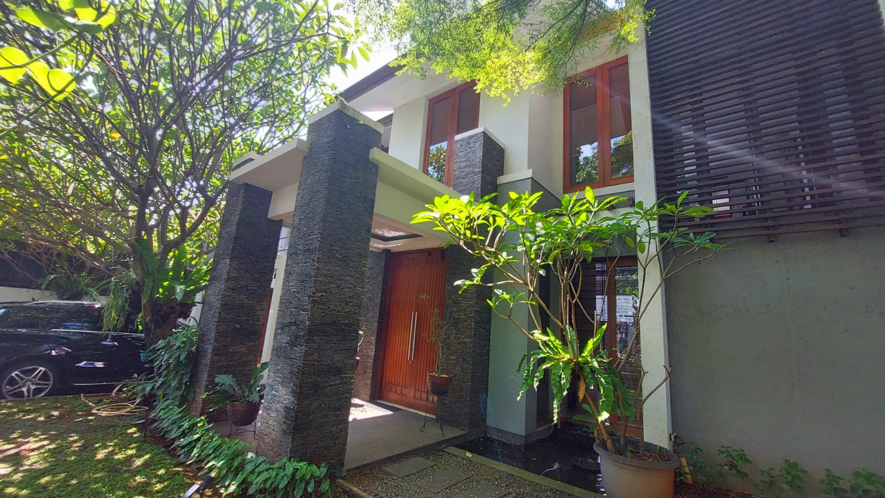 Beautiful Modern House at Senopati Area