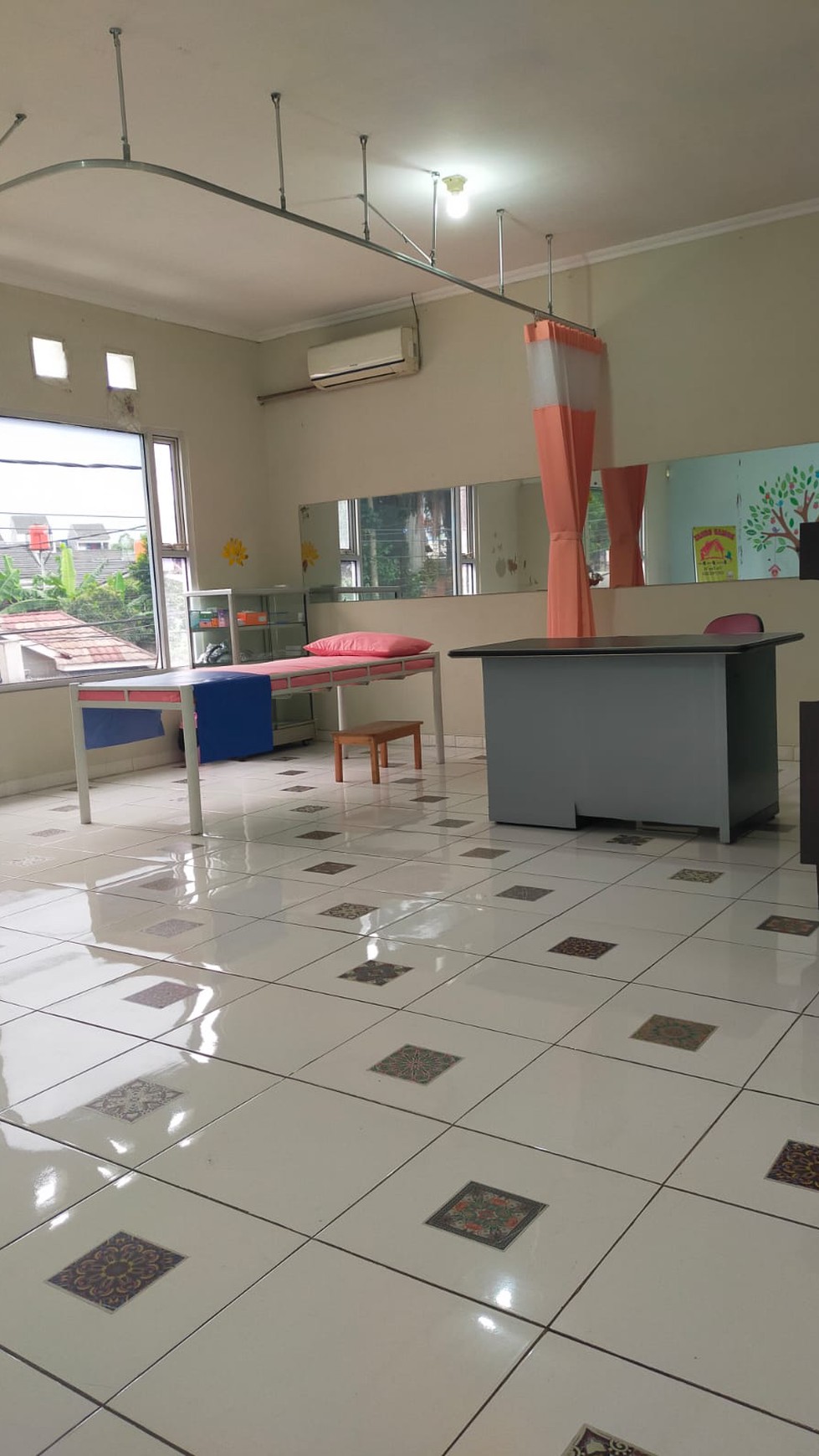 Ruko Siap Pakai, Lokasi Strategis dan Kawasan Ramai @Villa Dago Tol