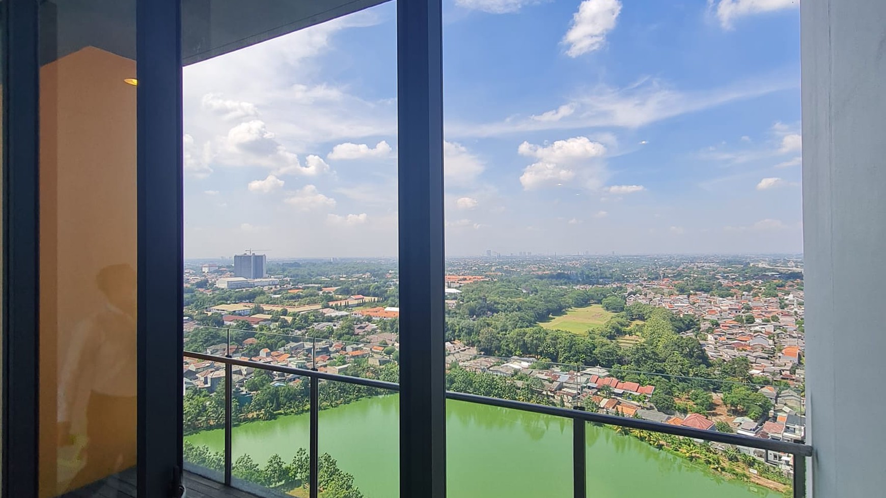 Dijual Unit Apartment Izzara TB Simatupang 