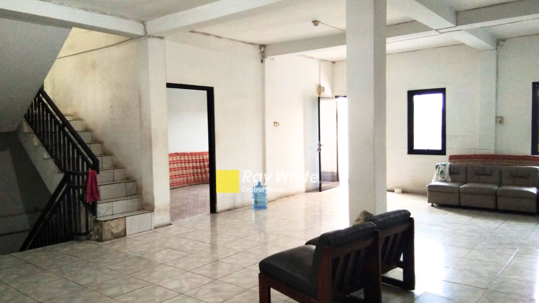 Dijual Cepat Rumah dan Gudang Untuk Home Industry