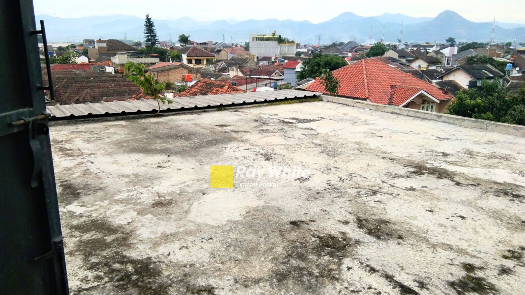 Dijual Cepat Rumah dan Gudang Untuk Home Industry