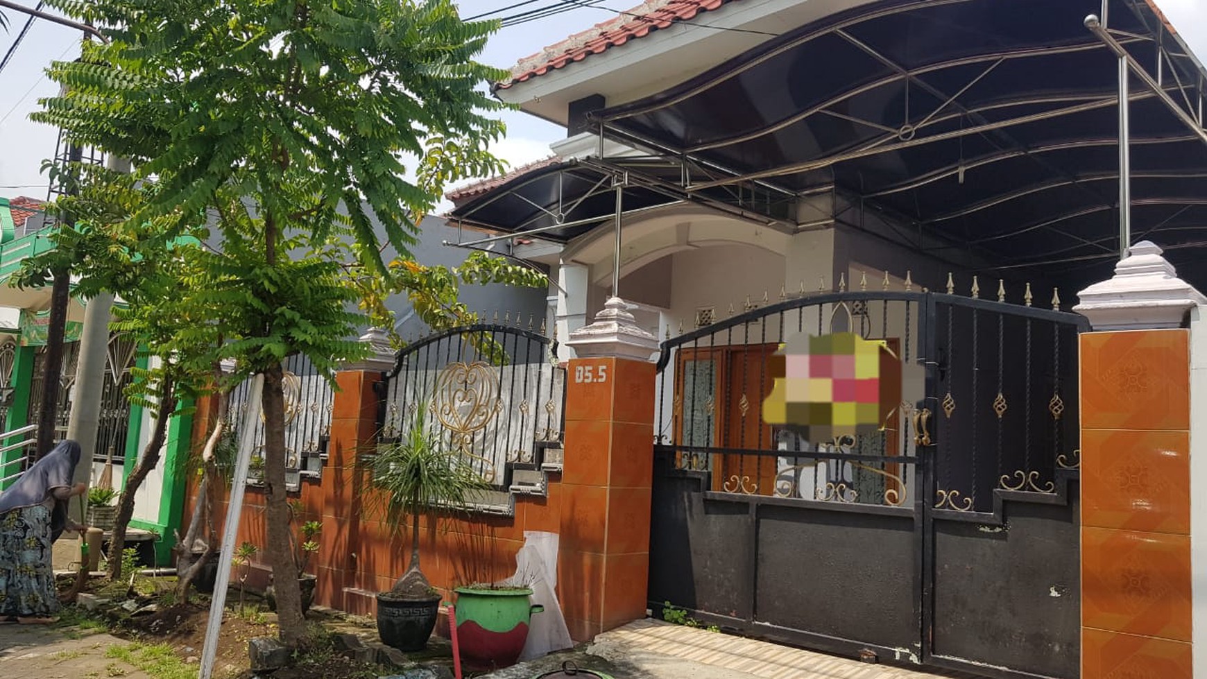 Dijual rumah di istana candi mas regency 