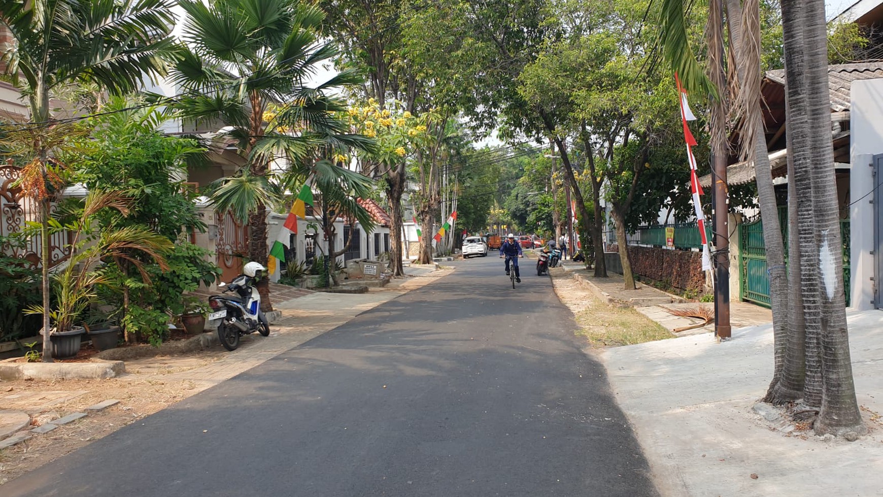 Rumah Tua Hitung Tanah Saja Cempaka Putih Tengah, Jakpus