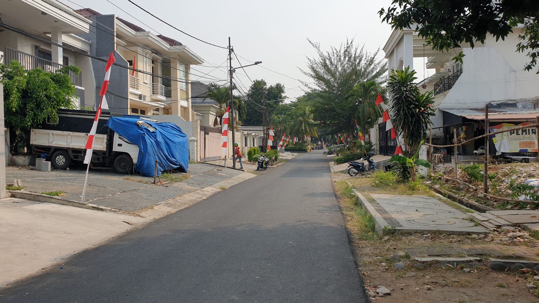 Rumah Tua Hitung Tanah Saja Cempaka Putih Tengah, Jakpus