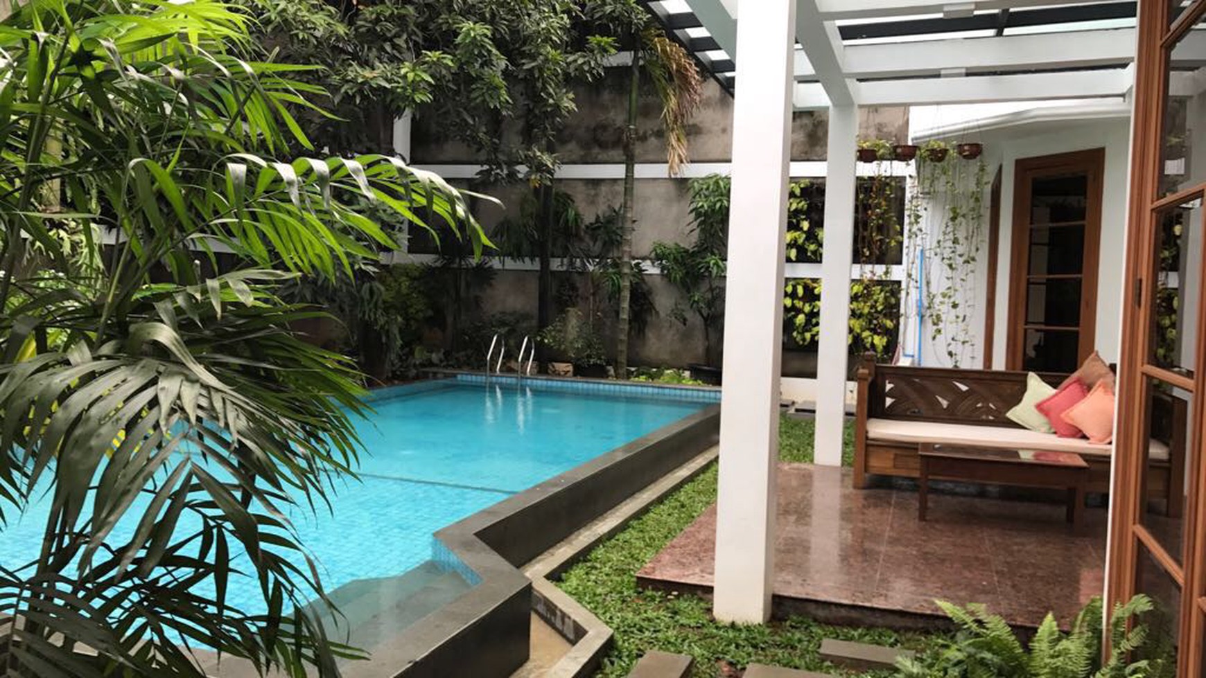 Rumah Siap huni di daerah Tangerang Selatan