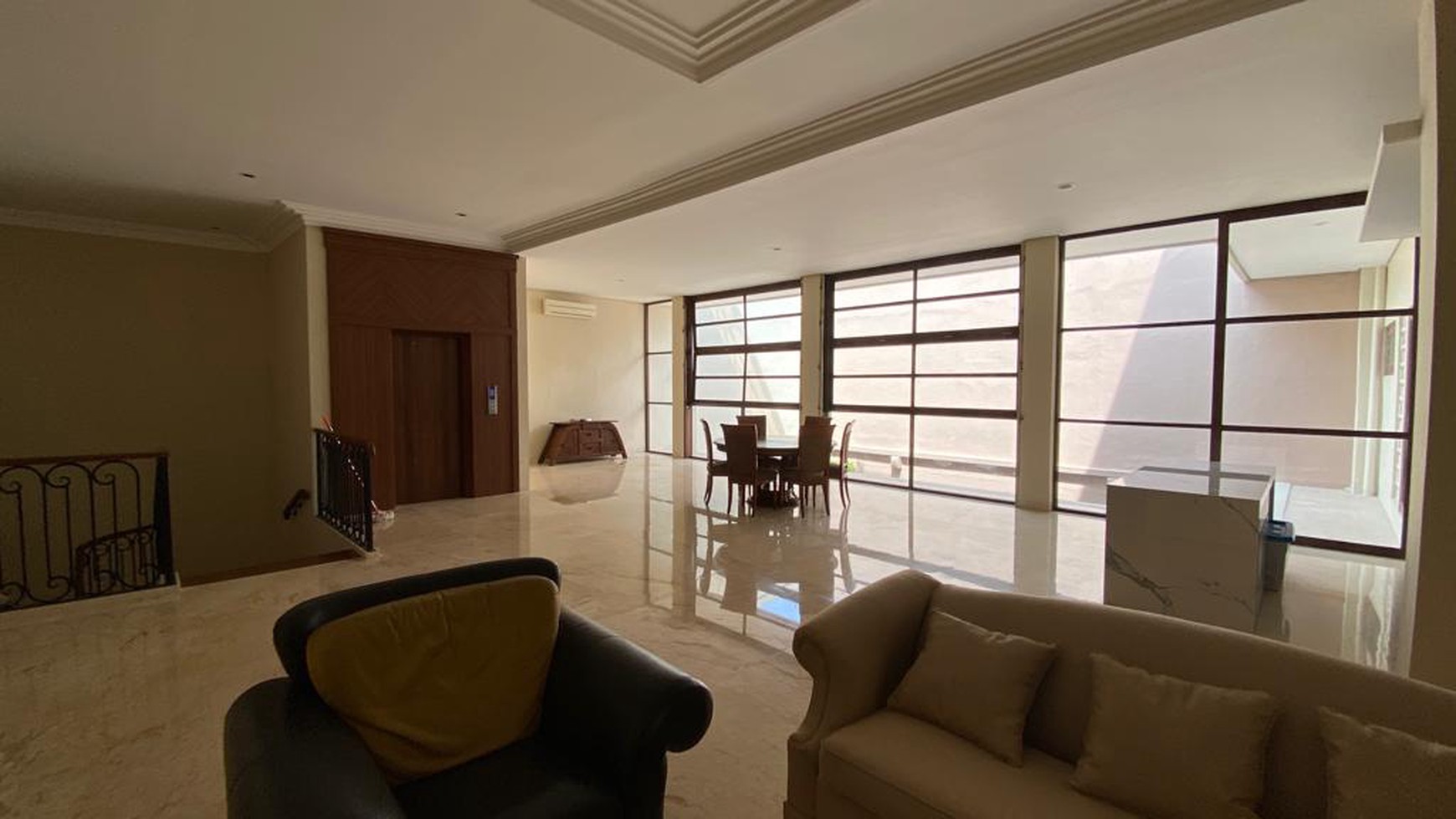 BRAND NEW LUXURIOUS HOUSE AT SENOPATI, JAKARTA SELATAN