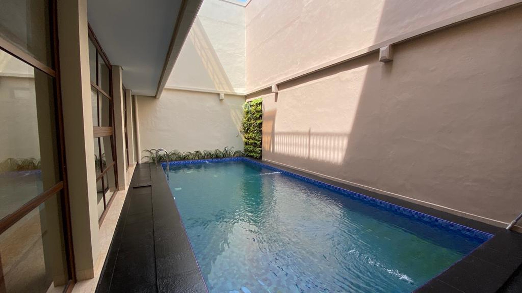 BRAND NEW LUXURIOUS HOUSE AT SENOPATI, JAKARTA SELATAN