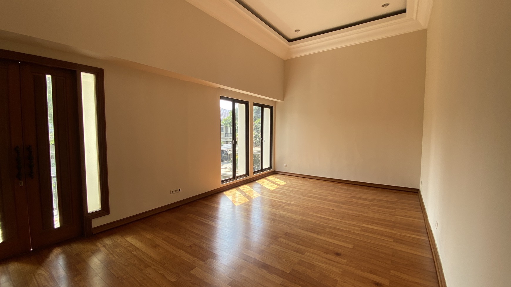 COZY AND BEAUTIFUL HOUSE AT KEBAYORAN BARU JAKARTA SELATAN