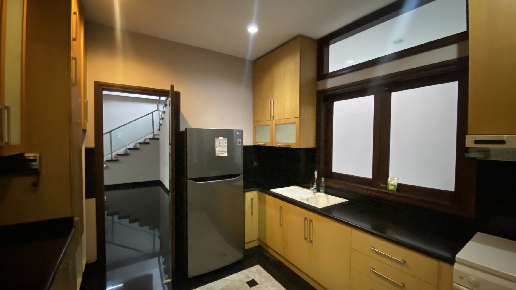 BEAUTIFUL AND COZY HOUSE AT SENOPATI AREA, JAKARTA SELATAN