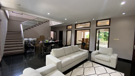 BEAUTIFUL AND COZY HOUSE AT SENOPATI AREA, JAKARTA SELATAN