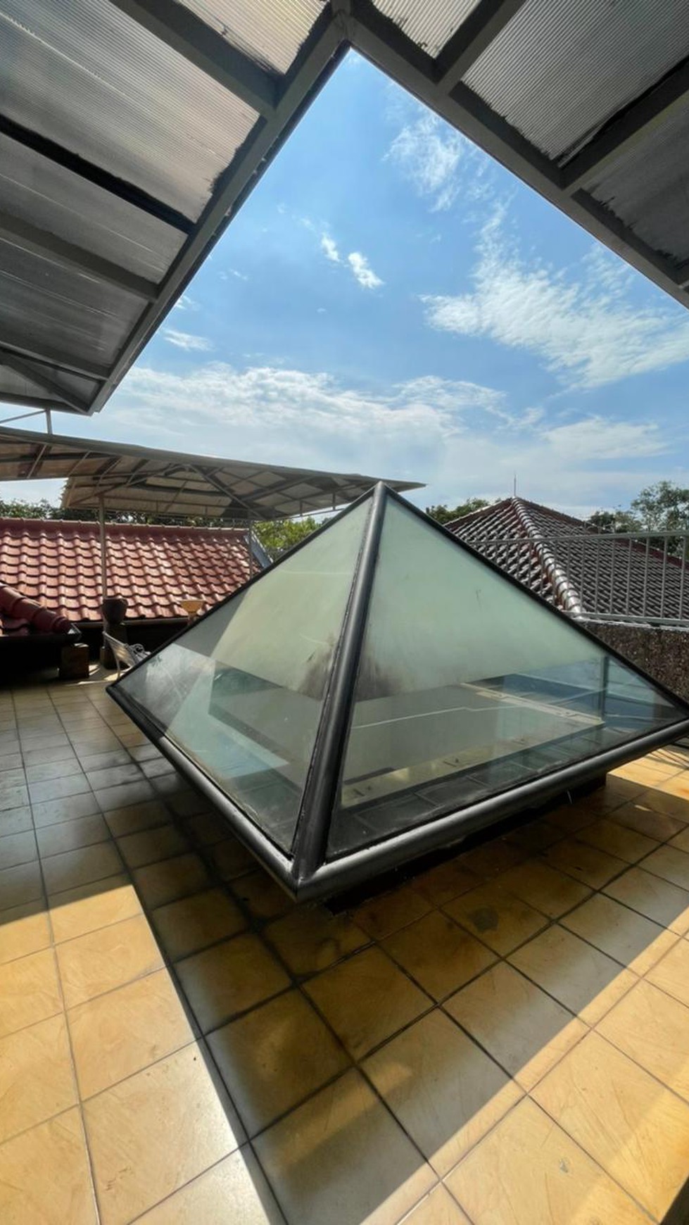 COZY HOUSE AT SENOPATI AREA