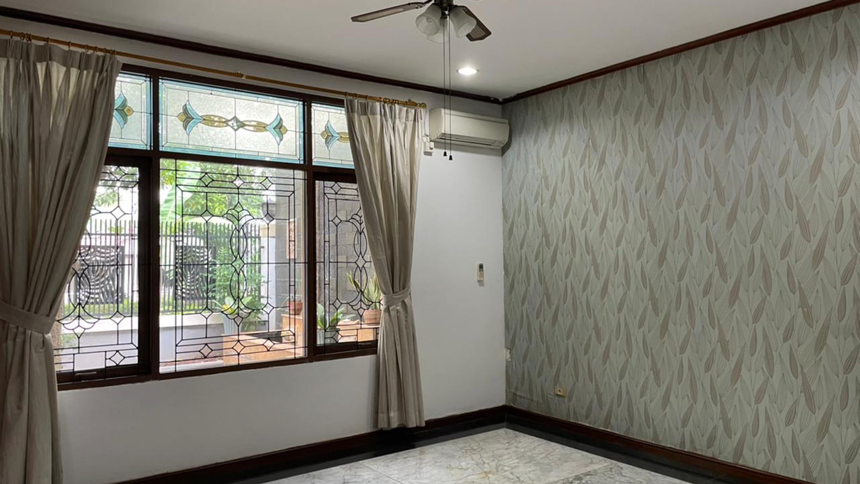 COZY HOUSE AT SENOPATI AREA