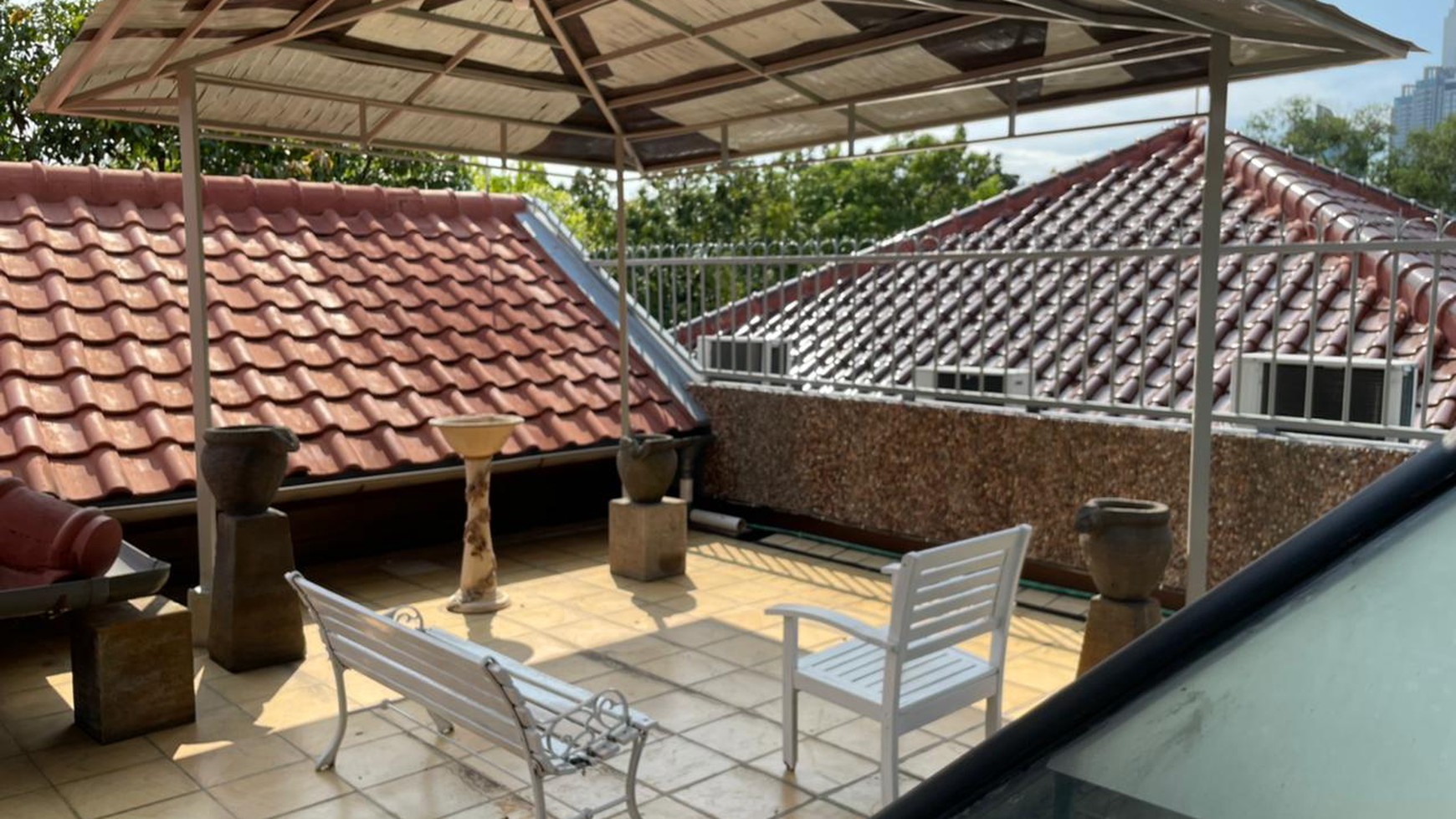 COZY HOUSE AT SENOPATI AREA