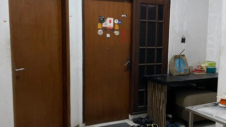 Rumah + Kost Aktif di Kebayoran Baru, Jakarta Selatan