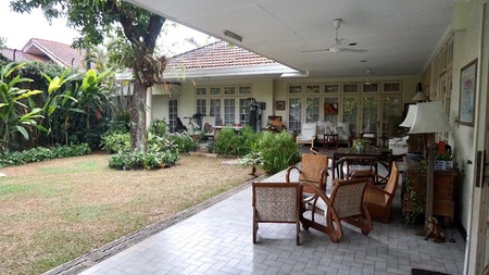 Rumah Asri dan Nyaman  di  Pejaten