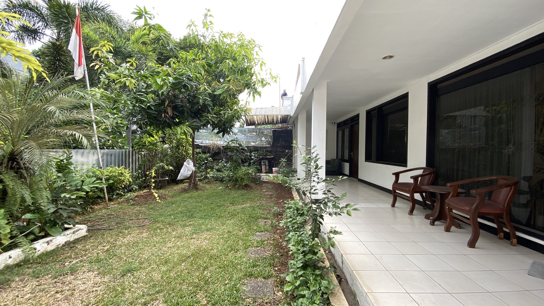 RUMAH LOKASI TERBAIK DI SENOPATI, COCOK UNTUK USAHA