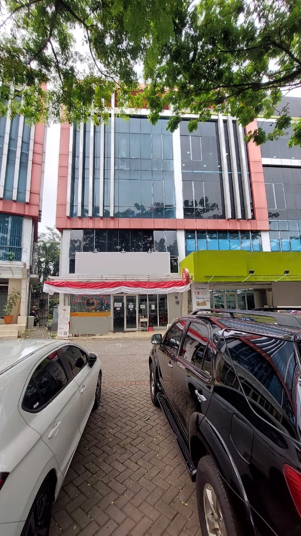 Ruko 4 Lantai, Lokasi strategis di Bintaro