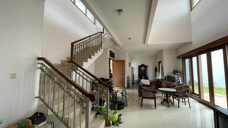 Rumah Bagus Siap Huni, Lokasi Tenang dan Asri di Lebak Bulus, Jakarta Selatan.