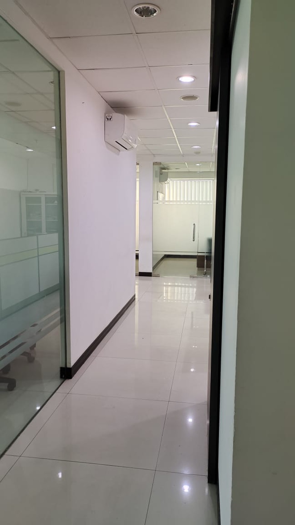 Office Space di Jakarta Barat