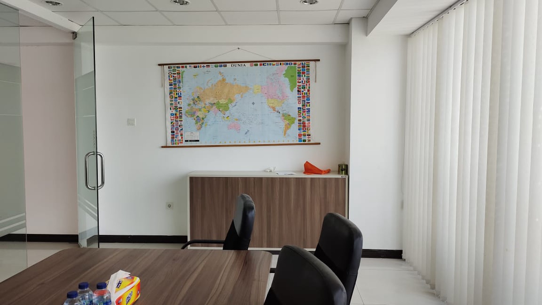 Office Space di Jakarta Barat 