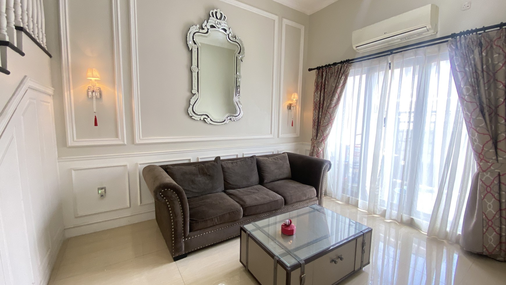 COMFY HOUSE AT SENOPATI AREA