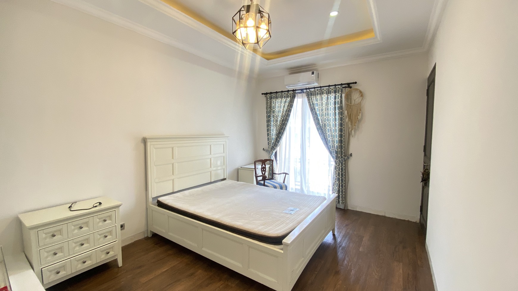 COMFY HOUSE AT SENOPATI AREA