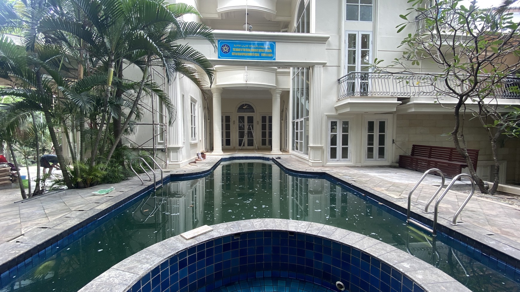 Big and Beautiful House at Senopati Area Near to Mabes Polri and SCBD