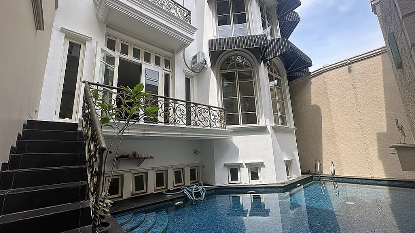 Modern and Beautiful House at Widya Candra, Jakarta Selatan