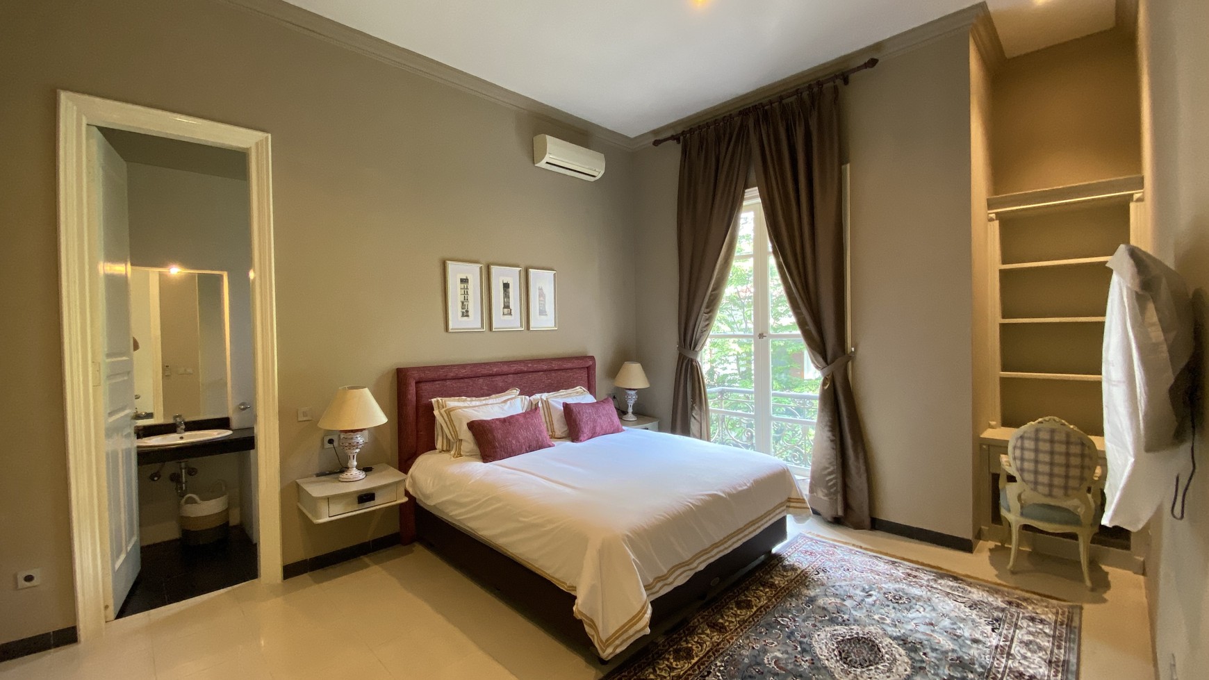 Modern and Beautiful House at Widya Candra, Jakarta Selatan