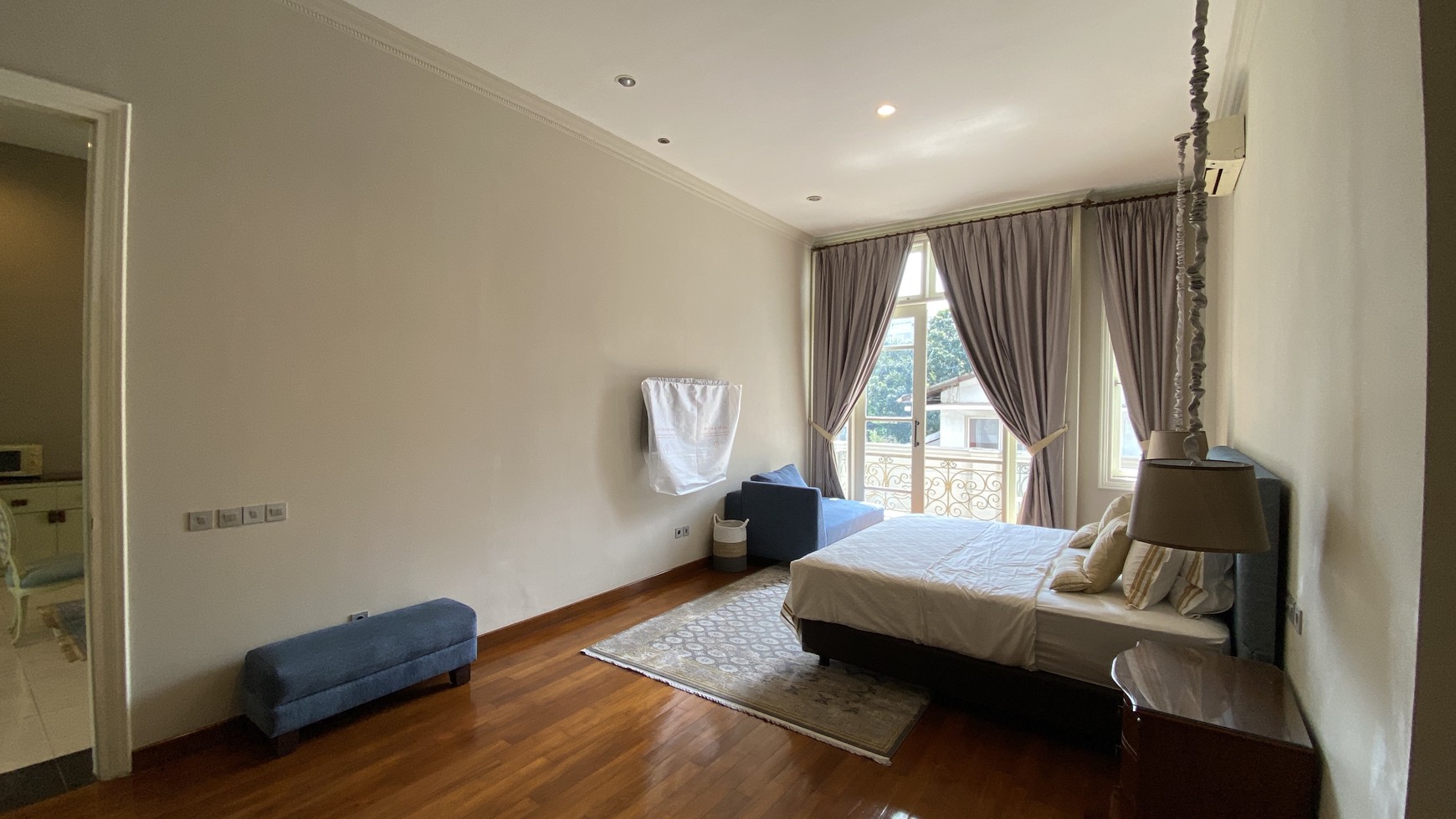 Modern and Beautiful House at Widya Candra, Jakarta Selatan