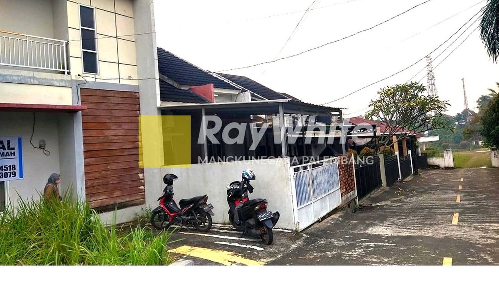 DI JUAL TOWNHOUSE 