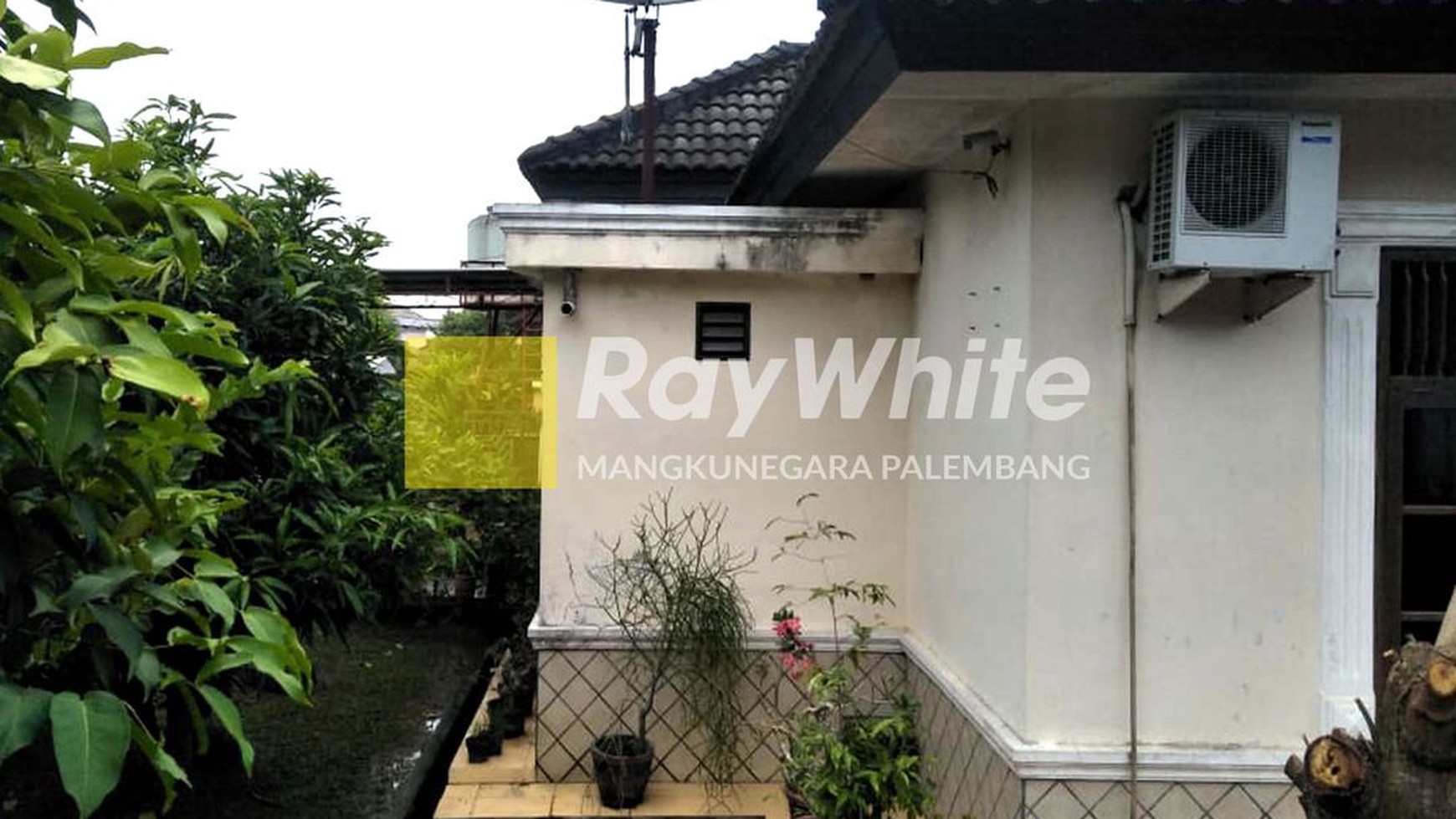 DI JUAL RUMAH Dosen 